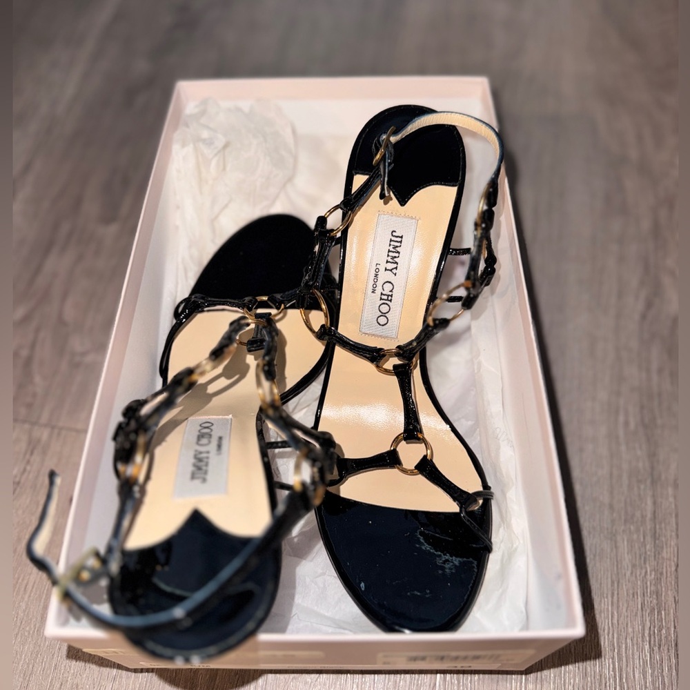 Jimmy Choo Helium Black Patent T-Strap Heels Size 39 Gold Ring Detail